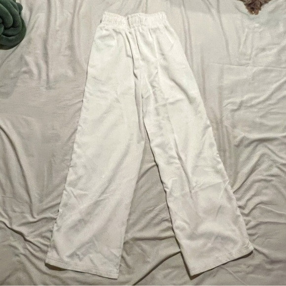 Forever 21 white high waisted corduroy velvet straight leg pants | NEW size S - Picture 5 of 11